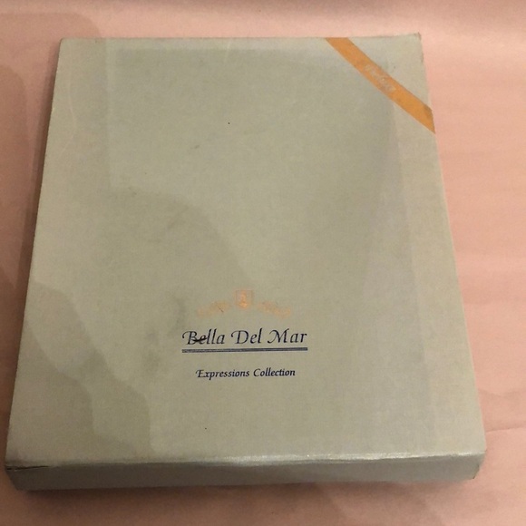 New in box Bella del mar expressions collection jewelry set dressy statement. - Picture 2 of 6